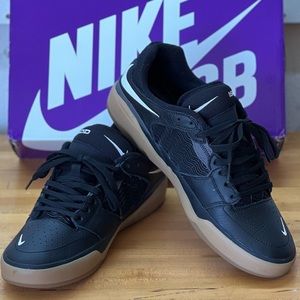 NikeSB Ishod Weir Premium Skate Shoe